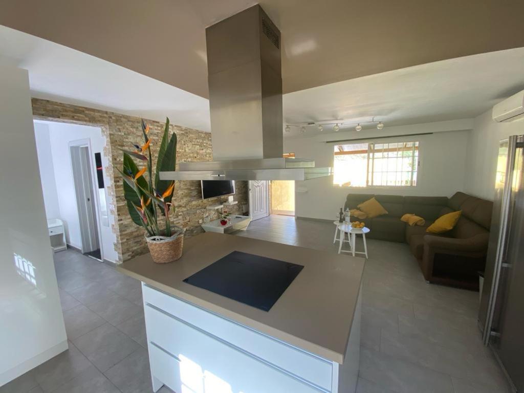 Sunny Carmelito Deluxe Apartment Mogán Екстериор снимка