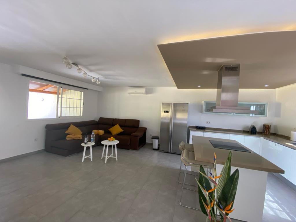 Sunny Carmelito Deluxe Apartment Mogán Екстериор снимка